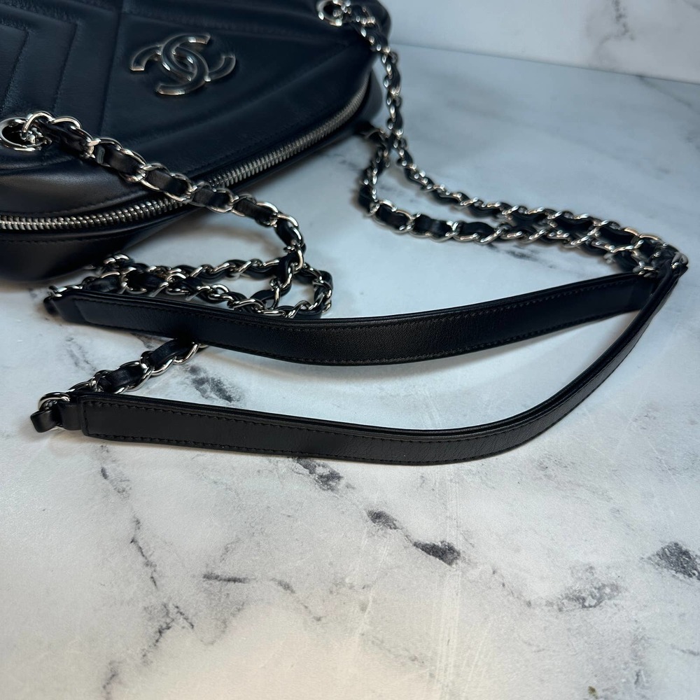 Chanel Chevron Camera Case Bag CC Black Diagonal Shoulder Purse Handbag Silver - Picture 14 of 16